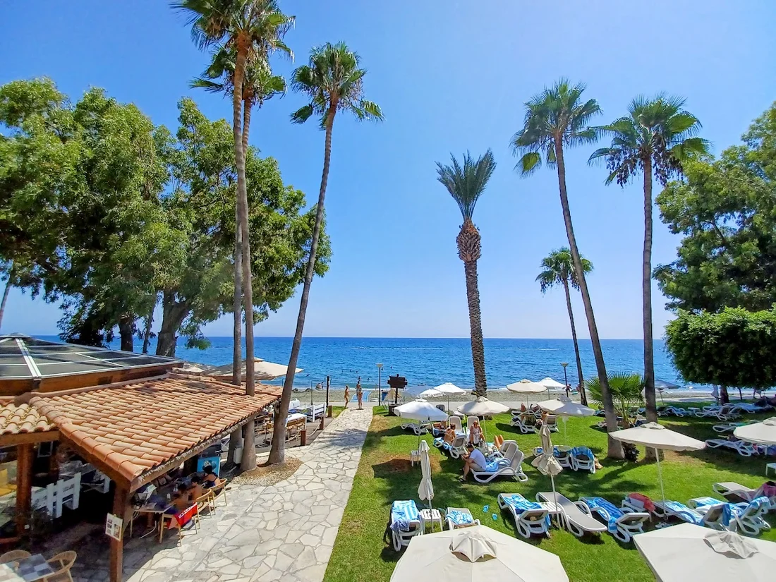 Yerevan to Cyprus: A Direct Flight to Mediterranean Escape